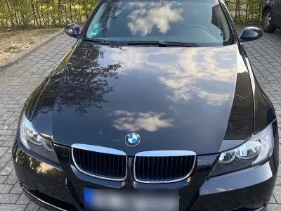 Gebraucht BMW 318 129 PS (94 kW) 2006 Schwarz Limousine