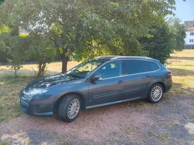 Gebraucht Renault Laguna III 150 PS (110 kW) 2008 Grau Kombi