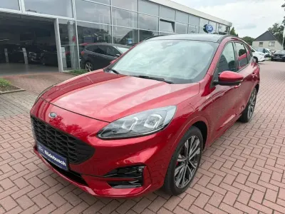 Gebraucht Ford Kuga ST-Line X 190 PS (139 kW) 2022 Rot SUV