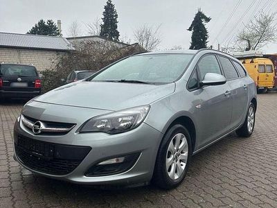 Usata Opel Astra Style 140 CV (102 kW) 2014 Grigio Station wagon
