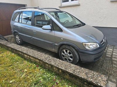 Second-hand Opel Zafira 125 CP (91 kW) 2004 Gri Monovolum