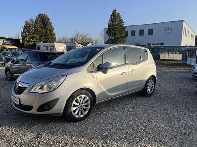 Gebraucht Opel Meriva 120 PS (88 kW) 2012 Argon silber/ice silver (m2) Van / Kleinbus