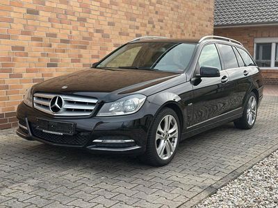 Gebraucht Mercedes C200 Avantgarde 136 PS (100 kW) 2011 Schwarz Kombi
