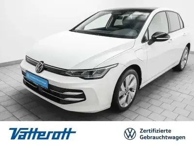 Gebraucht VW Golf VIII Goal 204 PS (150 kW) 2025 Pure white Limousine