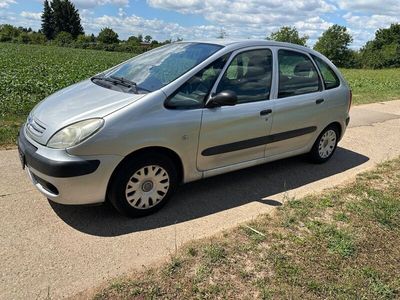 Gebraucht Citroën Xsara Picasso 109 PS (80 kW) 2006 Silber Van / Kleinbus