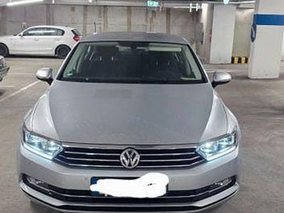 Silber Gebraucht 2017 VW Passat Comfortline Limousine | 16.500 € (Fairer Preis)