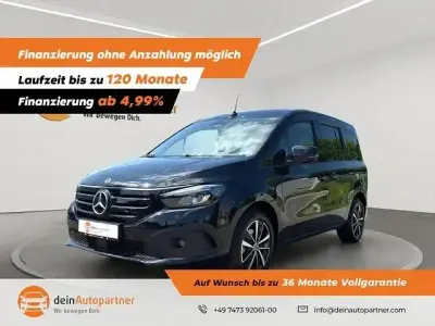 Używany Mercedes EQT200 Premium Plus 89 kW (122 KM) 2023 Czarny Minivan