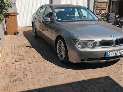 BMW 735