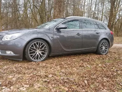 Gebraucht Opel Insignia 160 PS (117 kW) 2011 Grau Kombi