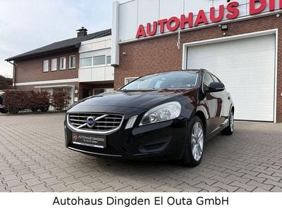 Gebraucht Volvo V60 Momentum 163 PS (119 kW) 2011 Schwarz Kombi