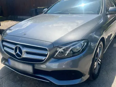 Gebraucht Mercedes E200 Avantgarde 184 PS (135 kW) 2018 Grau Kombi