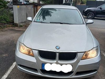 Usado BMW 318 Exclusive 143 HP (105 kW) 2006 Prateado Sedan