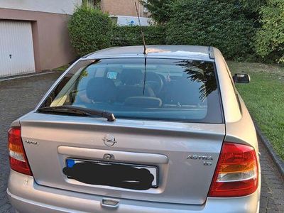 Usata Opel Astra 75 CV (55 kW) 2000 Argento Berlina