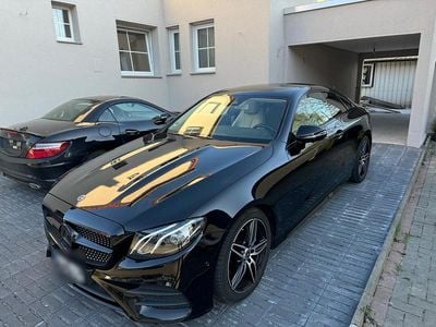 Gebraucht Mercedes E220 AMG line 194 PS (142 kW) 2018 Schwarz Coupé