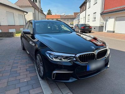 Schwarz Gebraucht 2018 BMW M550 M Performance Limousine | 26.900 € (Fairer Preis)