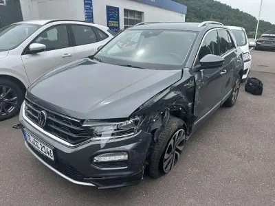 Gebraucht VW T-Roc Active 150 PS (110 kW) 2021 Grau SUV
