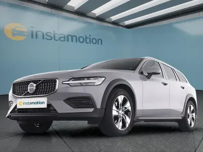 Second-hand Volvo V60 CC 197 CP (144 kW) 2023 Gri Break
