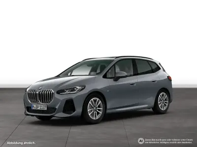 Gebraucht BMW 223 Active Tourer M Sport 197 PS (144 kW) 2026 Grau Van / Kleinbus