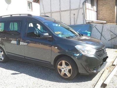 Usata Dacia Dokker Comfort 109 CV (80 kW) 2019 Grigio Monovolume