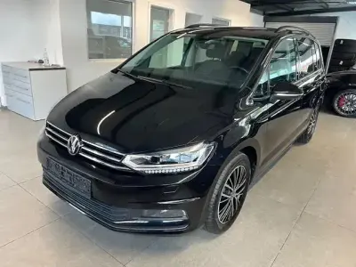 Gebraucht VW Touran Comfortline 150 PS (110 kW) 2024 Weiß Van / Kleinbus