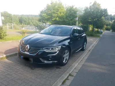 Gebraucht Renault Talisman Initiale Paris 160 PS (117 kW) 2016 Schwarz Kombi