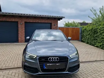 Gebraucht Audi A3 S-Line 184 PS (135 kW) 2015 Grau Limousine