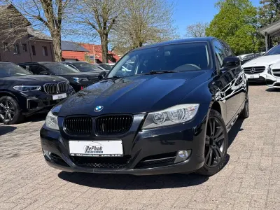 Gebraucht BMW 318 Sport Line 143 PS (105 kW) 2011 Schwarz Kombi
