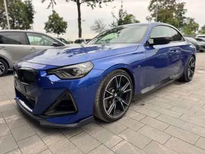Gebraucht BMW M240 M Sport 374 PS (275 kW) 2023 Portimao blau Coupé