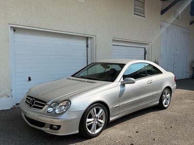 Gebraucht Mercedes CLK500 Avantgarde 387 PS (284 kW) 2007 Silber Coupé