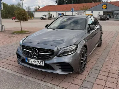 Gebraucht Mercedes C300 AMG line 245 PS (180 kW) 2019 Grau Kombi