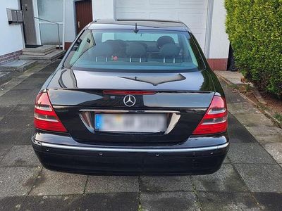 Mercedes E270
