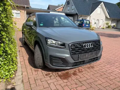 Gebraucht Audi Q2 Comfort 116 PS (85 kW) 2019 Grau SUV