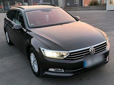 Gebraucht VW Passat 190 PS (139 kW) 2016 Braun Kombi