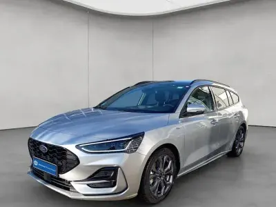 Gebraucht Ford Focus ST-Line X 155 PS (114 kW) 2024 Silber Kombi