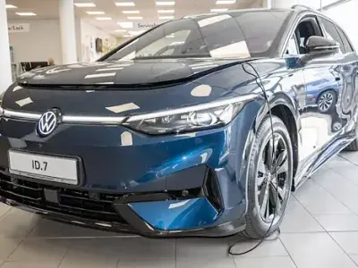 Neu VW ID.7 Pro 210 kW (286 PS) 2026 Blau Kombi