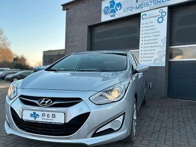 Silber Gebraucht 2011 Hyundai i40 Limousine | 11.990 € (Etwas zu teuer)