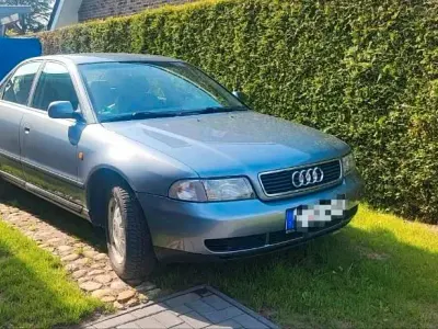 Gebraucht Audi A4 165 PS (121 kW) 1998 Grau Limousine