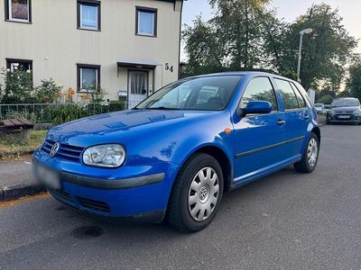 VW Golf IV