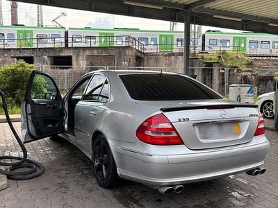 Usata Mercedes E320 224 CV (164 kW) 2002 Argento Berlina