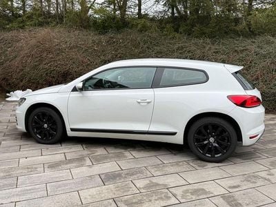 Gebraucht VW Scirocco 125 PS (91 kW) 2014 Weiß Coupé