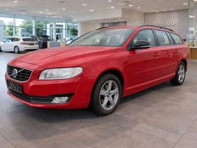 Second-hand Volvo V70 Linje Svart 120 CP (88 kW) 2015 Roșu Break