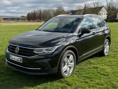 Gebraucht VW Tiguan Life 190 PS (139 kW) 2024 Schwarz SUV