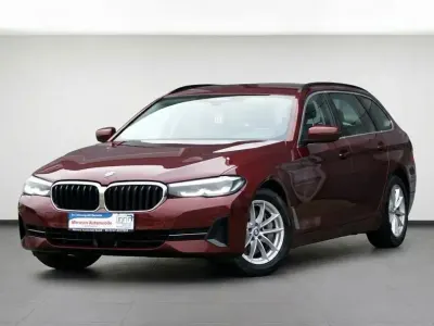 Gebraucht BMW 530 Sport Line 286 PS (210 kW) 2021 Rot Kombi