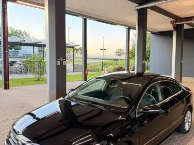 Gebraucht VW Passat Basis 160 PS (117 kW) 2009 Schwarz Limousine