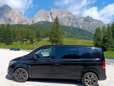 Gebraucht Mercedes Vito 190 PS (139 kW) 2017 Schwarz Van