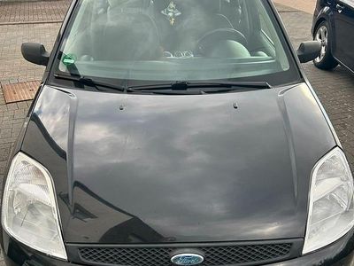 Gebraucht Ford Fiesta 80 PS (58 kW) 2002 Schwarz Kleinwagen