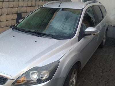 Gebraucht Ford Focus Style 125 PS (91 kW) 2009 Silber Kombi
