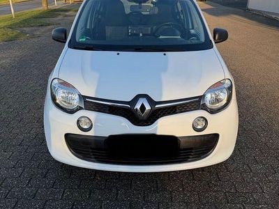 Weiß Gebraucht 2015 Renault Twingo Liberty Kleinwagen | 5.700 € (Fairer Preis)