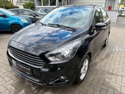 Gebraucht Ford Ka Plus Cool & Sound Edition 86 PS (63 kW) 2017 Schwarz Kleinwagen