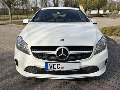 Brugt Mercedes A180 109 HK (80 kW) 2015 Hvid Hatchback